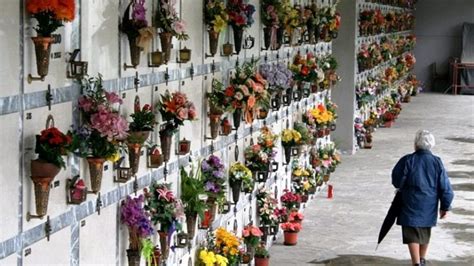 Loculi Al Cimitero Ecco Lavviso Pubblico Per Avviare Le Procedure Di