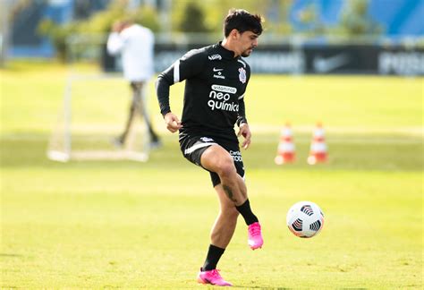 Direto do CT Timão inicia a preparação para encarar River Plate PAR