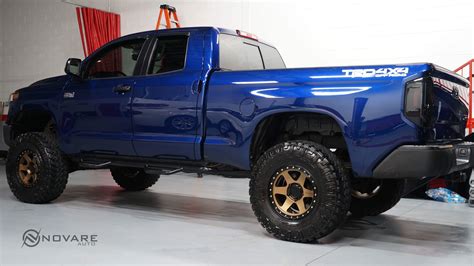 Toyota Tundra With Method Con 6 Wheels And 8inch Readylift Vivid