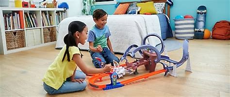Hot Wheels Racerverse Marvel Pist Seti HPL Fiyatları Özellikleri ve Yorumları En Ucuzu Akakçe