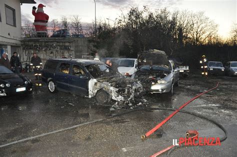 Pontenure Incendio In Un Autosalone Furia Ilpiacenza