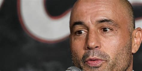 Spotify Issues Apology To Staff After Clip Of Joe Rogan Repeatedly