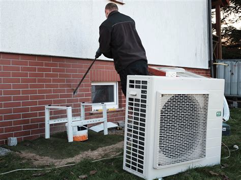 Heat Pump Installation - One Hour Air Conditioning & Heating Dallas