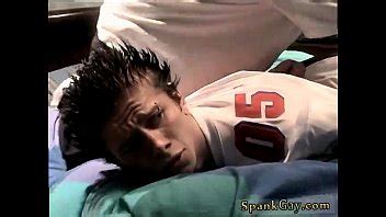 Cuero Nalgadas Chicos Desnudos Gay Xxx Kelly Golpea El Duro Duro Xvideos