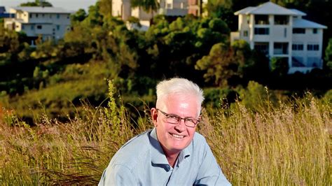 Economist calls for Queensland Government to boost social housing