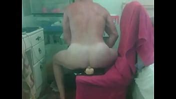 Cavalcando Un Enorme Dildo Xvideos