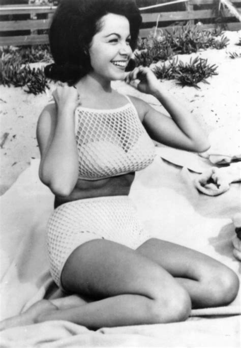 Fascinating Black And White Publicity Photos Of Annette Funicello In Bikini For Beach Party