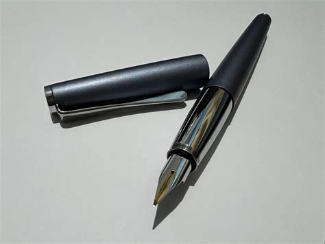 My Lamy Studio Glacier fitted with a Lamy Z55 Gold Nib. : r/fountainpens