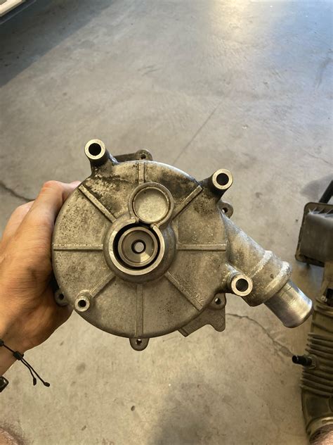 2007 Ford 500 water Pump : r/MechanicAdvice