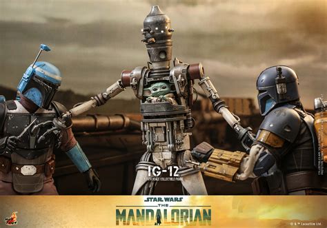 Hot Toys TMS 104 105 The Mandalorian IG 12 With Accessories Hot Toys Complete Checklist