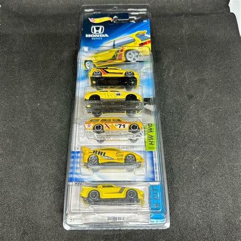Jual Hot Wheels Paket 5 JDM Warna Kuning 2008 Lancer Evolution 71 Datsun Bluebird 510 Wagon