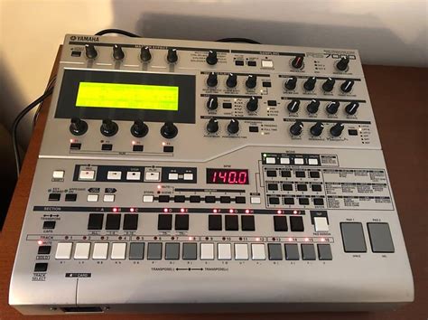 Барабанный сэмплер: Барабанный сэмплер ALESIS Strike Multipad