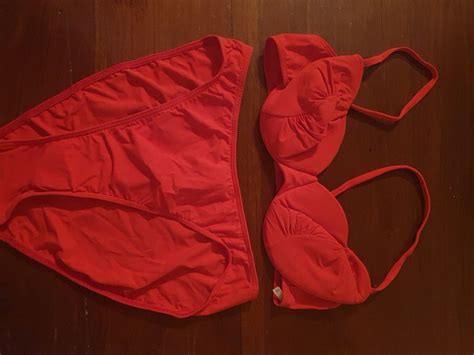 Kristal Bikini 40 Neu und originalverpackt in Grandval für CHF 7 95 mit Lieferung auf