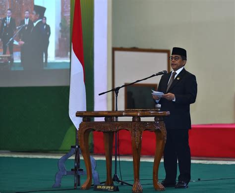 Sekjen Dpr Ri Lantik Pejabat Struktural Dan Fungsional