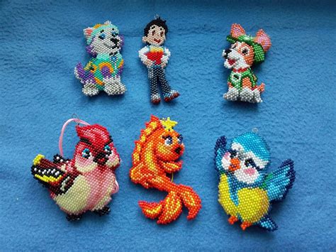 Уголок рукоделия. Изделия из бисера. | VK | Bead loom designs, Bead art ...