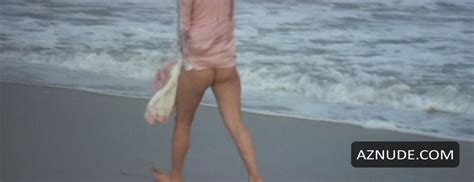 Hitomi Kozue Nude Aznude