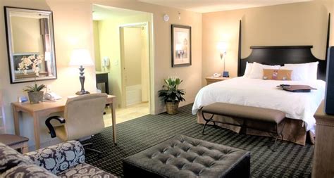 Hampton Inn Mobile Providence Park Hotel Details