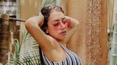 Fotos Karime Pindter Enloquece A Sus Seguidores Al Modelar Diminuto Bikini Puro Show