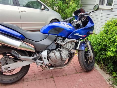 Купить б у Honda CB 600S карбюратор 6 передач в Москве синий naked bike 2002 года на Авто ру ID