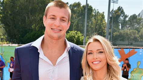 Rob Gronkowski’s Girlfriend Camille Kostek Is Proud of Him | Heavy.com