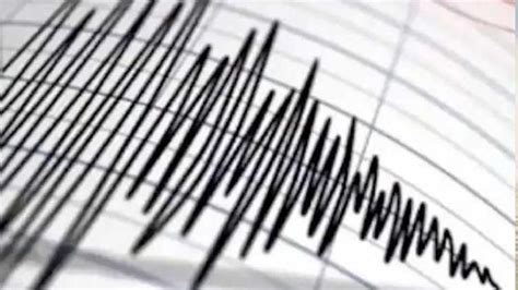 Magnitude 6 5 Earthquake Strikes Northern Philippines World Dunya News