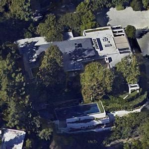 Ryan Seacrest' house in Beverly Hills, CA - Virtual Globetrotting