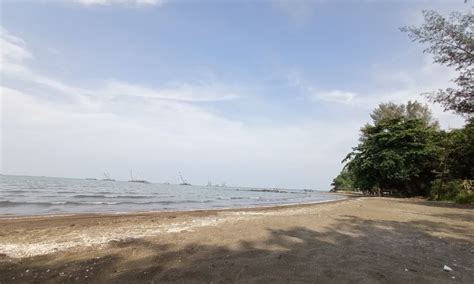 Pantai Ujungnegoro Batang Daya Tarik Acara Piknik Lokasi Harga