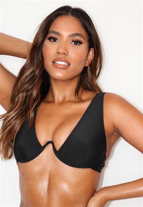 Black Underwire U Bikini Top In 2020 Bikini Tops Strap Bikini Top