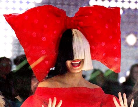 Sia From The Big Picture Today S Hot Photos E News