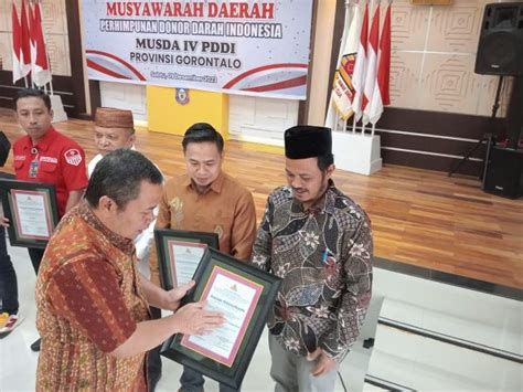 Perhimpunan Donor Darah Indonesia Provinsi Gorontalo Beri Penghargaan