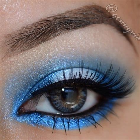 30 Glamorous Eye Makeup Ideas For Dramatic Look