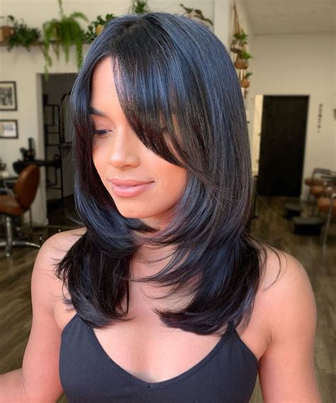 The C Shape Haircut Is Going Viral For Making Hair Look Fuller And Longer