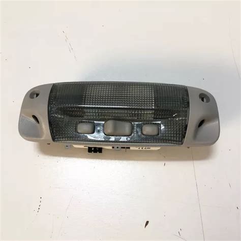 Luz Teto Cortesia Ford Focus 2012 6m5a15k609eb Cx 149 Parcelamento