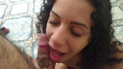 PHARMACY DELIVERY MAN GETS SEX AS A TIP