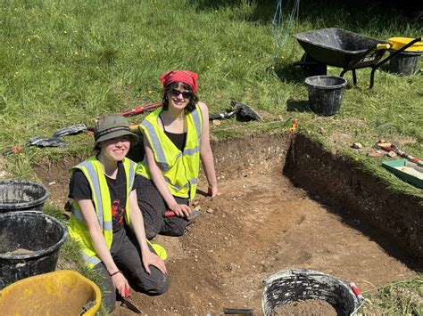 Archaeological Excavation at Wandlebury 2025 - Cambridge Past, Present