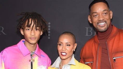 Jaden Smith Hijo De Will Smith Confiesa Que Su Mamá Lo Introdujo A