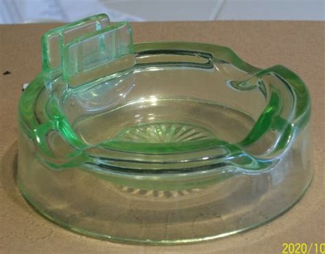 Vintage Hazel Atlas Green Depression Glass Ashtray W Match Holder