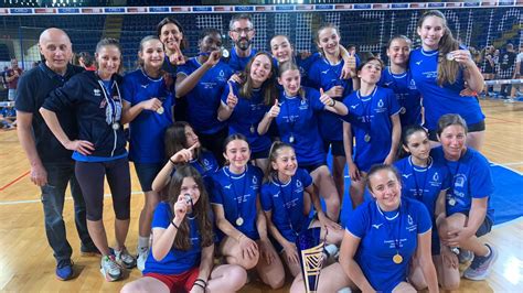 Volley Pesaro Under 13 Campionesse Delle Marche