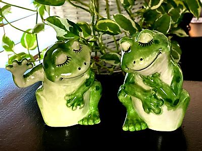 Vintage Set Toad Frog Salt Pepper Shakers 4 By Ganz New Without Tag