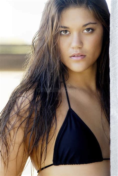 Ritratto Sexy Della Donna Del Brunette Fotografia Stock Immagine Di Brunetta Ragazza
