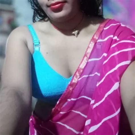 Desi Indusonali Bhabhi Kissed By Her Brother In Law With Hard Cock Nude Porn XHamster