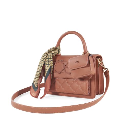 Bolsa Briefcase Dise O Acolchado A Rombos Con Mascada Color Nude Cloe