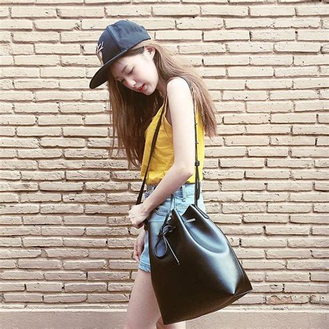 Giới trẻ Việt chuyển hướng mê tít phong cách của loạt hot girl Thái Lan