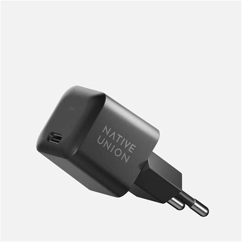 Native Union Fast Gan Charger Pd W Fast