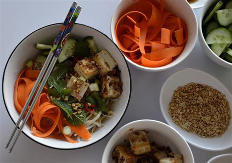 Recipe: Tofu Vermicelli Bowl