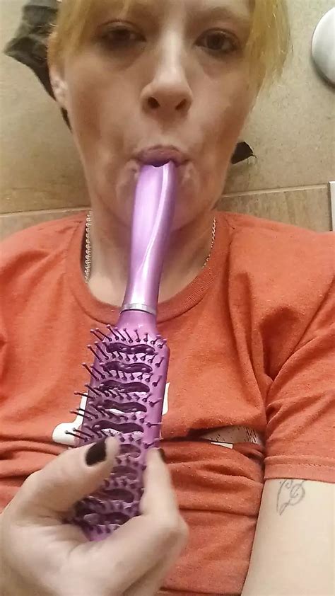 Sunshine Misfit Is Bored And Horny At A Truck Stop American Bisexual Porn Xhamster