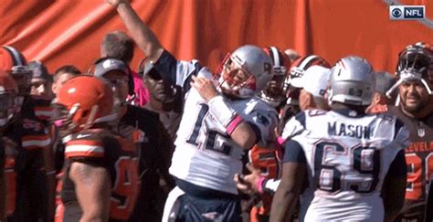 Tom Brady did his best Cam Newton impression celebrating a first down ...