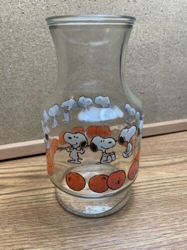 Vintage Peanuts Snoopy Orange Juice Glass Carafe