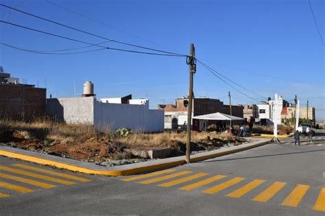 Entregan Guarniciones Y Banquetas En Progresistas