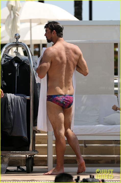 Michael Phelps Shirtless Speedo Poolside Afternoon Photo 2834578 Michael Phelps Shirtless